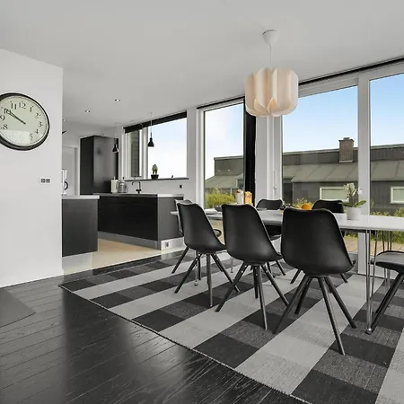 3 Bedroom Lovely Home In Haderslev *